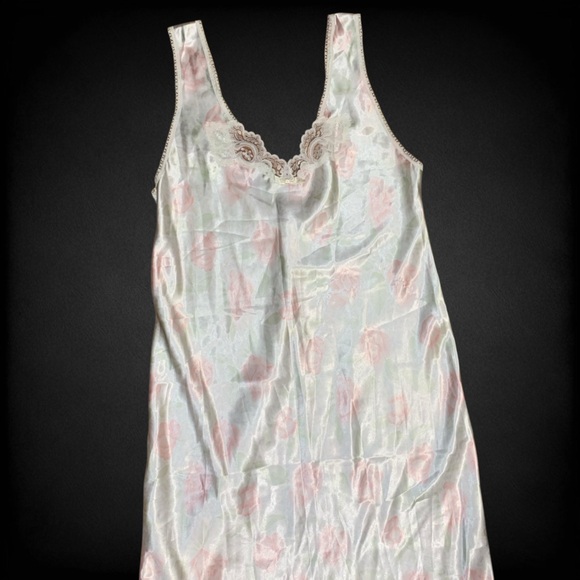 Vintage Floral Nightgown Slip - Picture 3 of 7